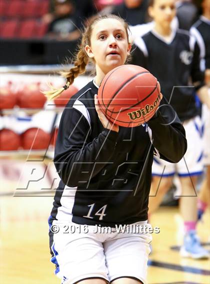 Thumbnail 3 in Valley Christian vs. Winslow  (AIA D3 Quarterfinal) photogallery.