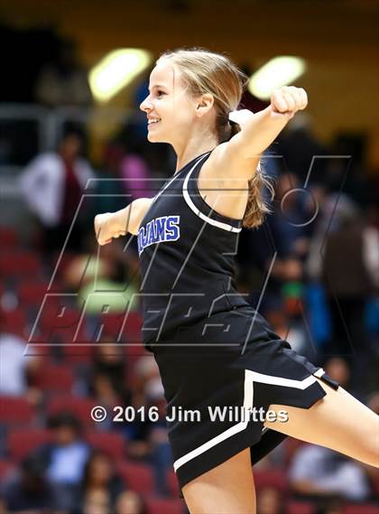 Thumbnail 2 in Valley Christian vs. Winslow  (AIA D3 Quarterfinal) photogallery.