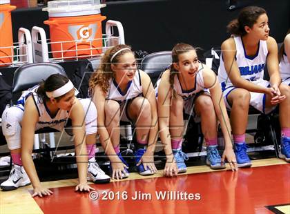 Thumbnail 2 in Valley Christian vs. Winslow  (AIA D3 Quarterfinal) photogallery.