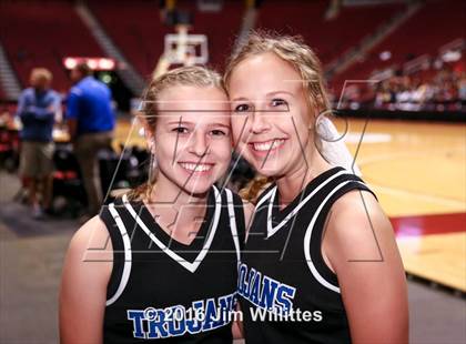 Thumbnail 3 in Valley Christian vs. Winslow  (AIA D3 Quarterfinal) photogallery.
