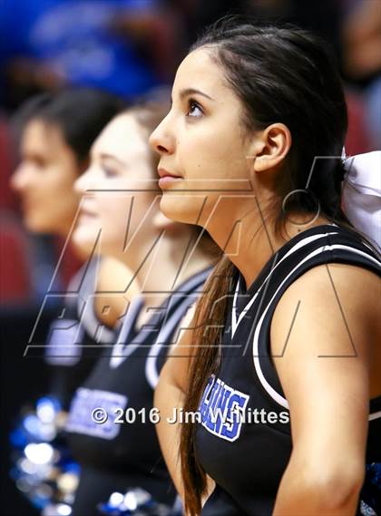 Thumbnail 2 in Valley Christian vs. Winslow  (AIA D3 Quarterfinal) photogallery.