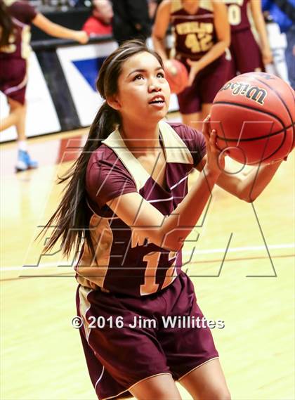 Thumbnail 1 in Valley Christian vs. Winslow  (AIA D3 Quarterfinal) photogallery.
