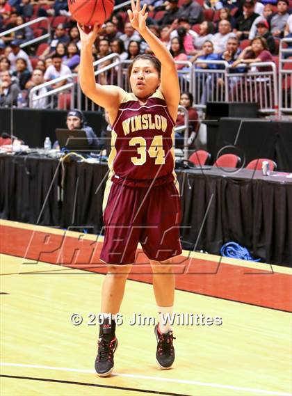 Thumbnail 3 in Valley Christian vs. Winslow  (AIA D3 Quarterfinal) photogallery.