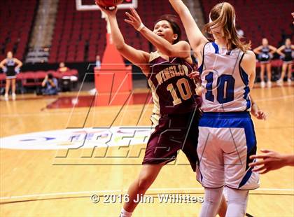 Thumbnail 2 in Valley Christian vs. Winslow  (AIA D3 Quarterfinal) photogallery.