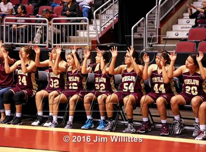 Thumbnail 3 in Valley Christian vs. Winslow  (AIA D3 Quarterfinal) photogallery.