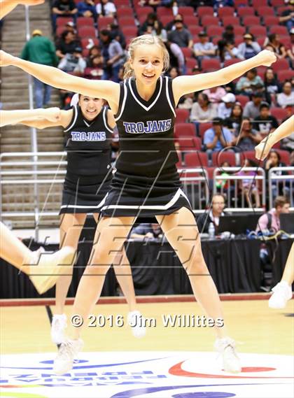 Thumbnail 1 in Valley Christian vs. Winslow  (AIA D3 Quarterfinal) photogallery.