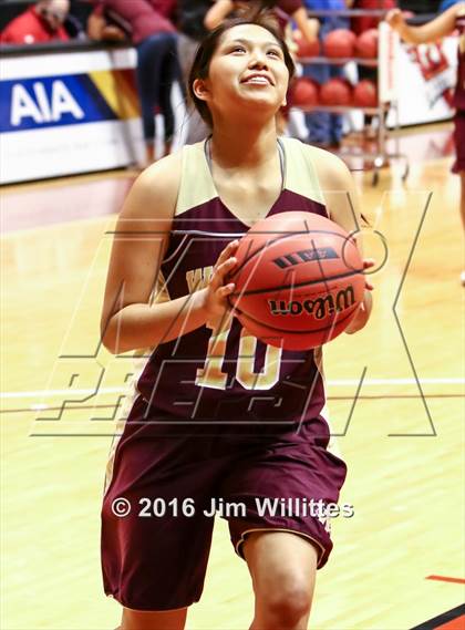 Thumbnail 3 in Valley Christian vs. Winslow  (AIA D3 Quarterfinal) photogallery.