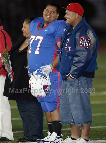 Thumbnail 1 in McNeil @ Leander photogallery.