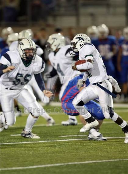 Thumbnail 1 in McNeil @ Leander photogallery.