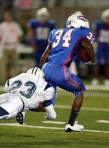 Thumbnail 3 in McNeil @ Leander photogallery.