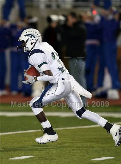 Thumbnail 3 in McNeil @ Leander photogallery.