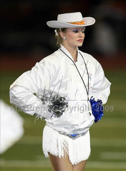 Thumbnail 2 in McNeil @ Leander photogallery.