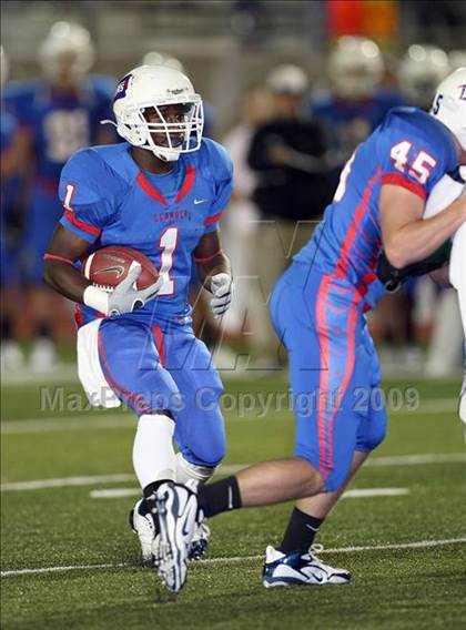Thumbnail 1 in McNeil @ Leander photogallery.