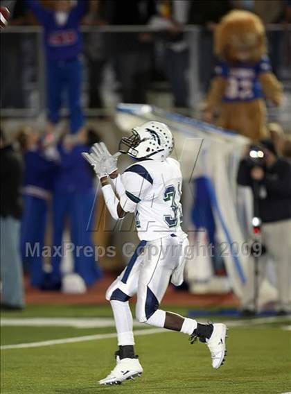 Thumbnail 1 in McNeil @ Leander photogallery.