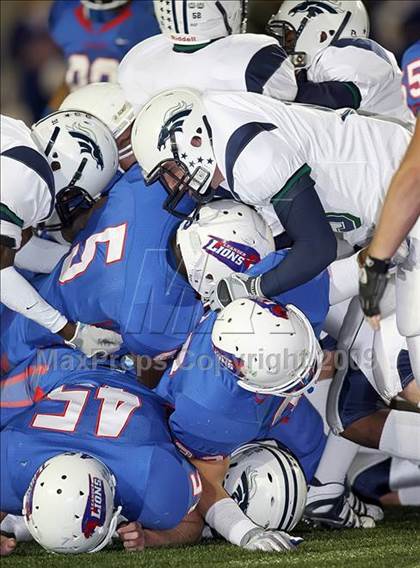 Thumbnail 3 in McNeil @ Leander photogallery.