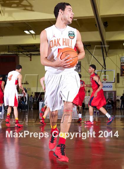 Thumbnail 1 in Oak Hill Academy vs. Findlay Prep (Dick's Sporting Goods National Tournament) photogallery.