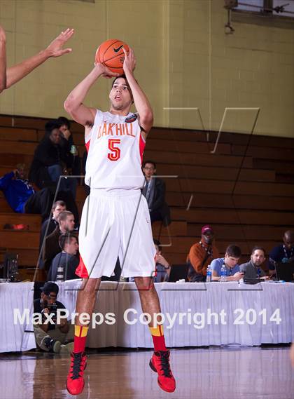 Thumbnail 2 in Oak Hill Academy vs. Findlay Prep (Dick's Sporting Goods National Tournament) photogallery.