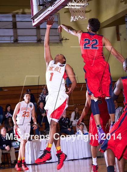 Thumbnail 3 in Oak Hill Academy vs. Findlay Prep (Dick's Sporting Goods National Tournament) photogallery.