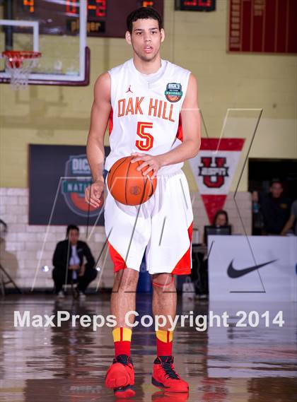 Thumbnail 1 in Oak Hill Academy vs. Findlay Prep (Dick's Sporting Goods National Tournament) photogallery.