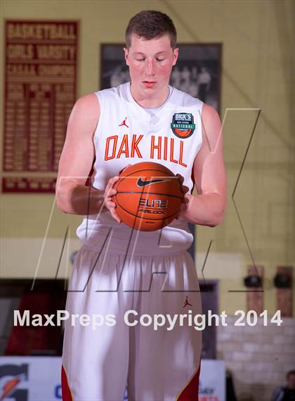 Thumbnail 2 in Oak Hill Academy vs. Findlay Prep (Dick's Sporting Goods National Tournament) photogallery.