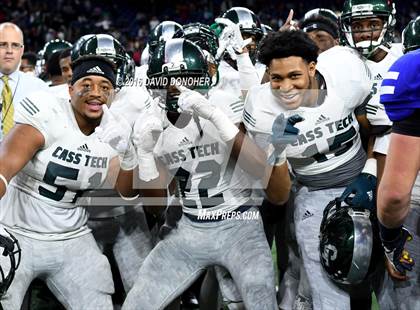 Thumbnail 2 in Catholic Central vs. Cass Tech (MHSAA Division 1 Final) photogallery.