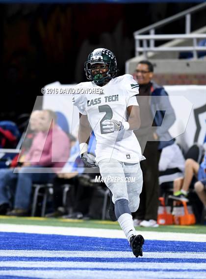 Thumbnail 2 in Catholic Central vs. Cass Tech (MHSAA Division 1 Final) photogallery.