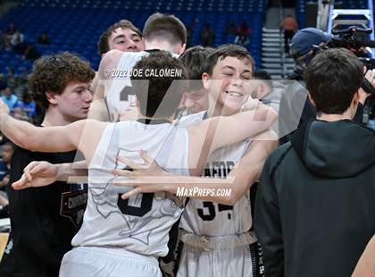 Thumbnail 1 in Graford vs Texline (UIL 1A State Final) photogallery.
