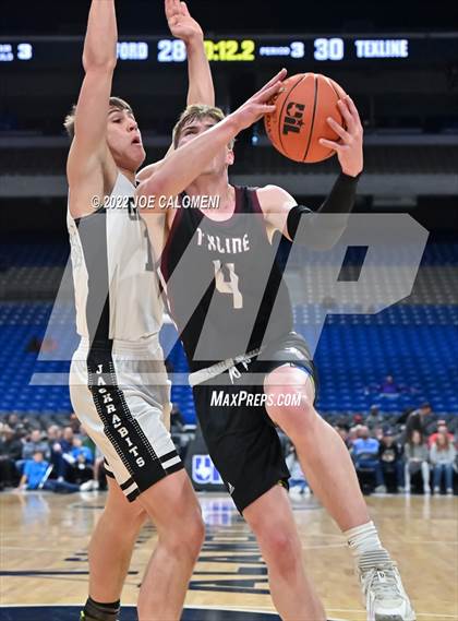 Thumbnail 2 in Graford vs Texline (UIL 1A State Final) photogallery.