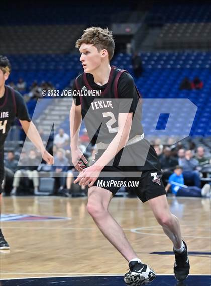 Thumbnail 2 in Graford vs Texline (UIL 1A State Final) photogallery.