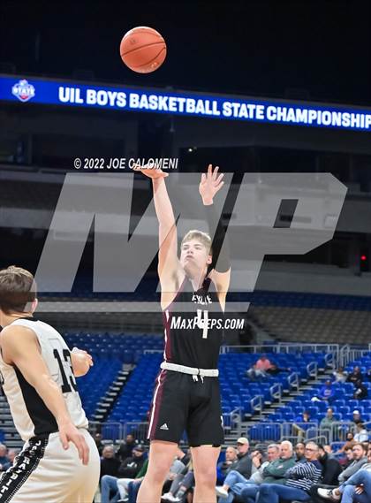 Thumbnail 1 in Graford vs Texline (UIL 1A State Final) photogallery.