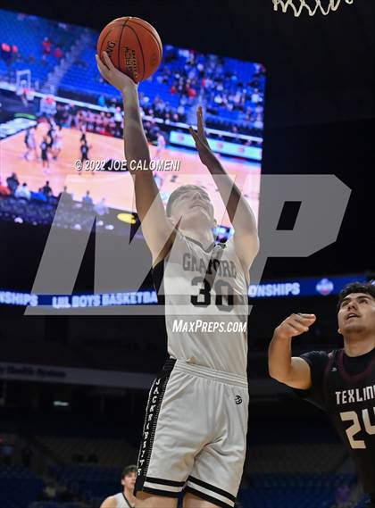 Thumbnail 3 in Graford vs Texline (UIL 1A State Final) photogallery.