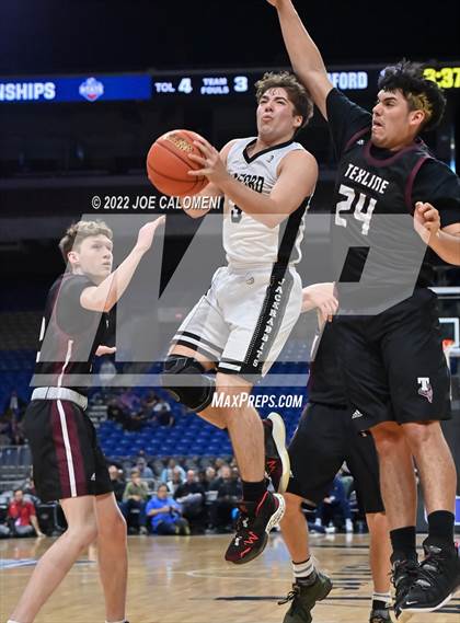 Thumbnail 3 in Graford vs Texline (UIL 1A State Final) photogallery.