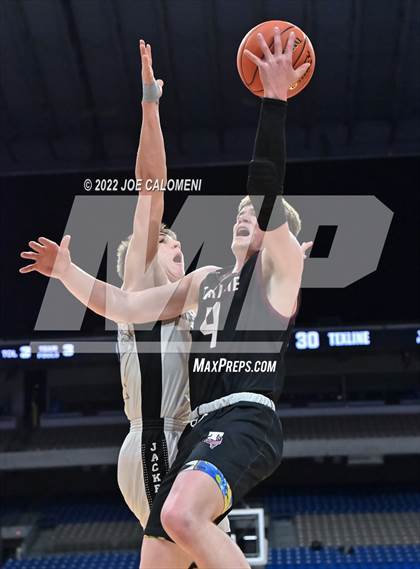 Thumbnail 2 in Graford vs Texline (UIL 1A State Final) photogallery.