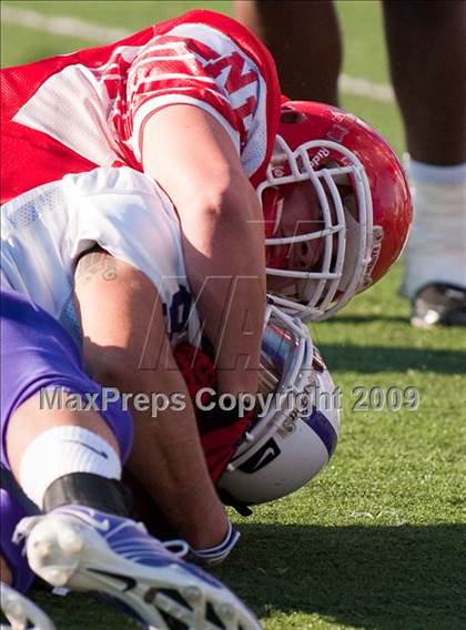 Thumbnail 2 in New Rochelle vs. North Rockland (Section 1 Class AA Final) photogallery.