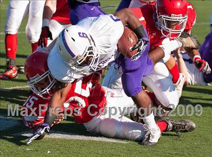 Thumbnail 2 in New Rochelle vs. North Rockland (Section 1 Class AA Final) photogallery.