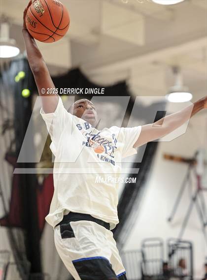 Thumbnail 2 in Hempstead vs Sewanhaka (Hoops for Hope Tournament) photogallery.