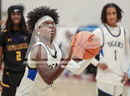 Thumbnail 2 in Hempstead vs Sewanhaka (Hoops for Hope Tournament) photogallery.