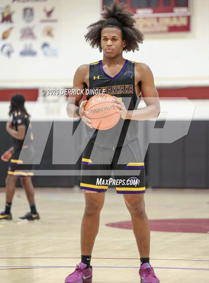 Thumbnail 3 in Hempstead vs Sewanhaka (Hoops for Hope Tournament) photogallery.