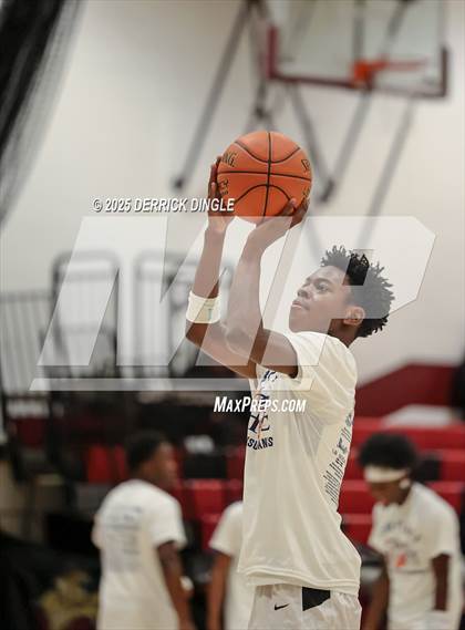 Thumbnail 2 in Hempstead vs Sewanhaka (Hoops for Hope Tournament) photogallery.