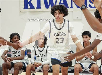 Thumbnail 1 in Hempstead vs Sewanhaka (Hoops for Hope Tournament) photogallery.