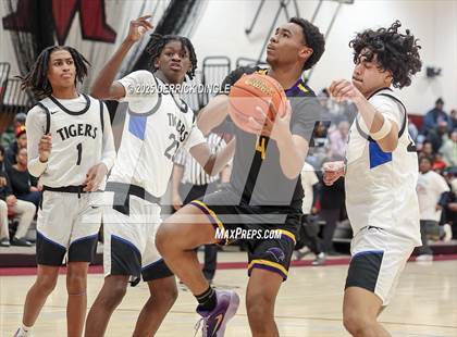 Thumbnail 3 in Hempstead vs Sewanhaka (Hoops for Hope Tournament) photogallery.