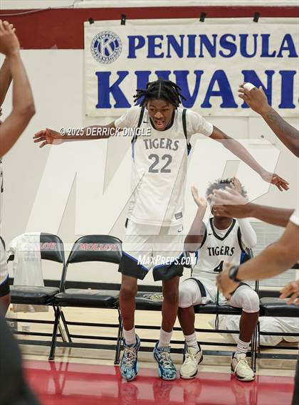 Thumbnail 2 in Hempstead vs Sewanhaka (Hoops for Hope Tournament) photogallery.