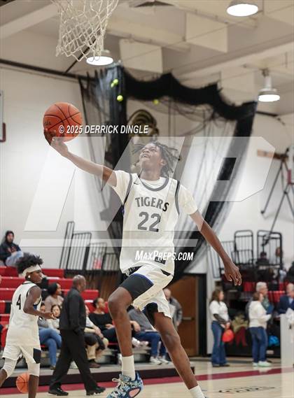 Thumbnail 3 in Hempstead vs Sewanhaka (Hoops for Hope Tournament) photogallery.
