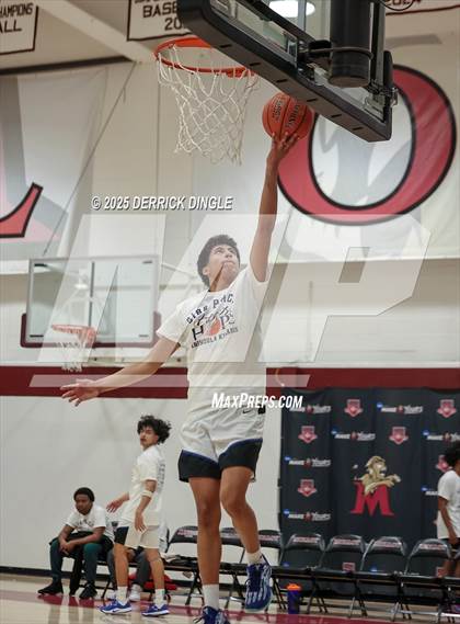 Thumbnail 3 in Hempstead vs Sewanhaka (Hoops for Hope Tournament) photogallery.