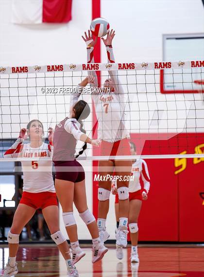 Thumbnail 3 in Collinsville @ S & S Consolidated photogallery.