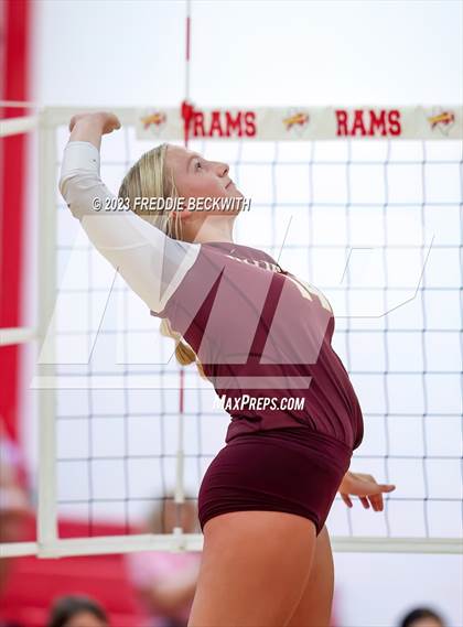 Thumbnail 2 in Collinsville @ S & S Consolidated photogallery.