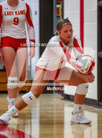 Thumbnail 1 in Collinsville @ S & S Consolidated photogallery.