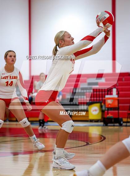 Thumbnail 3 in Collinsville @ S & S Consolidated photogallery.