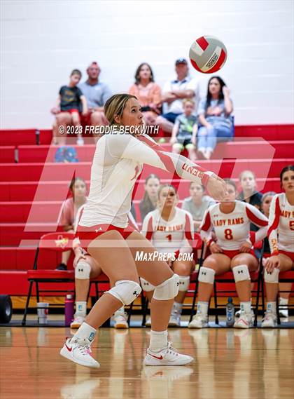 Thumbnail 1 in Collinsville @ S & S Consolidated photogallery.