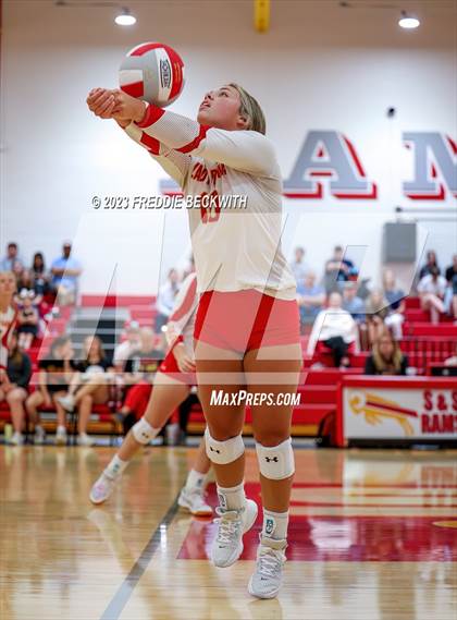 Thumbnail 1 in Collinsville @ S & S Consolidated photogallery.